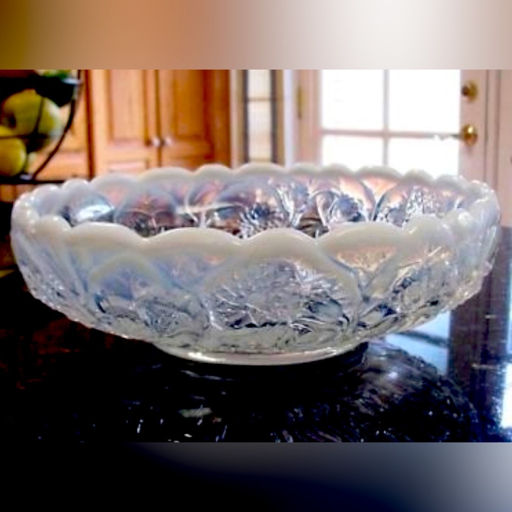 Fenton Water Lily Opalescent 8” Bowl